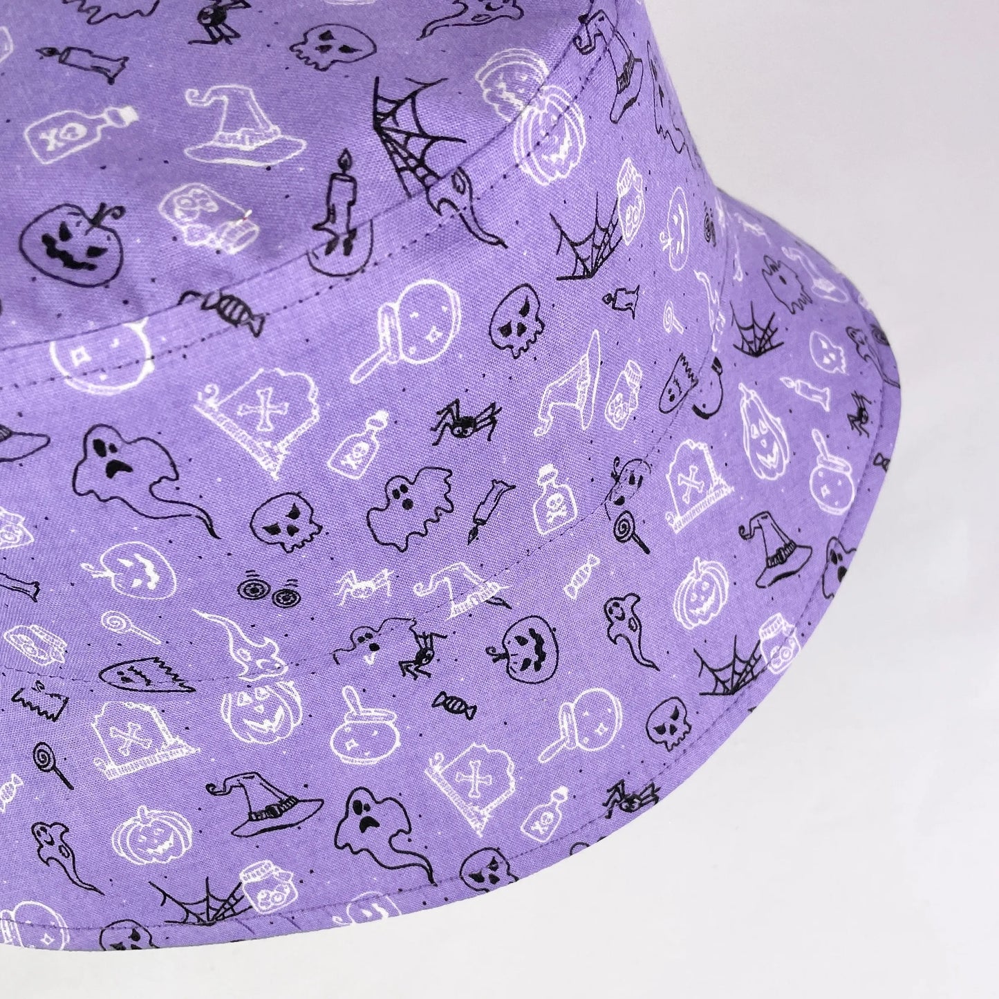 Hocus Pocus - TopiTin Bucket Hat