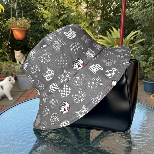 Lucky Cat (Grey) - TopiTin Bucket Hat