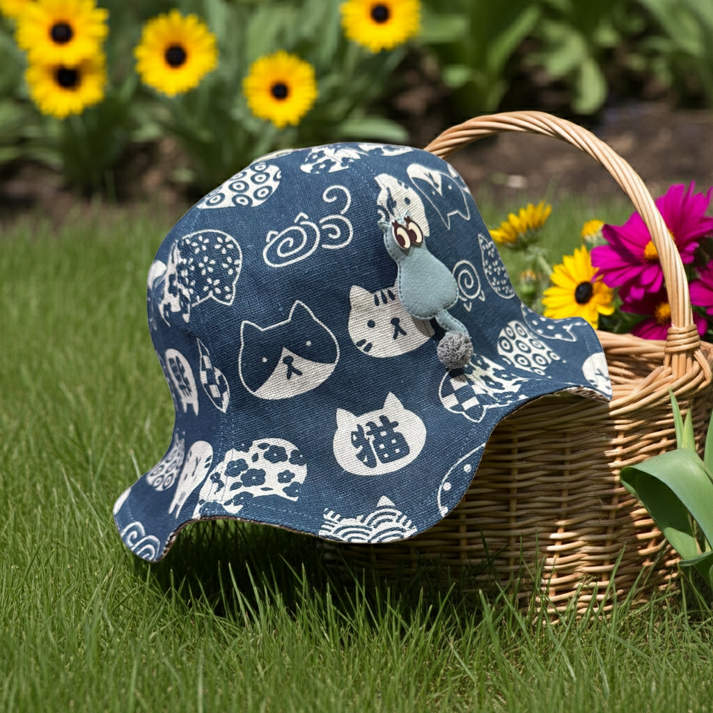 Purrty Petals - TopiTin Tulip Hat