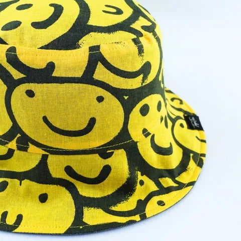 Happy Graffiti - TopiTin Bucket Hat