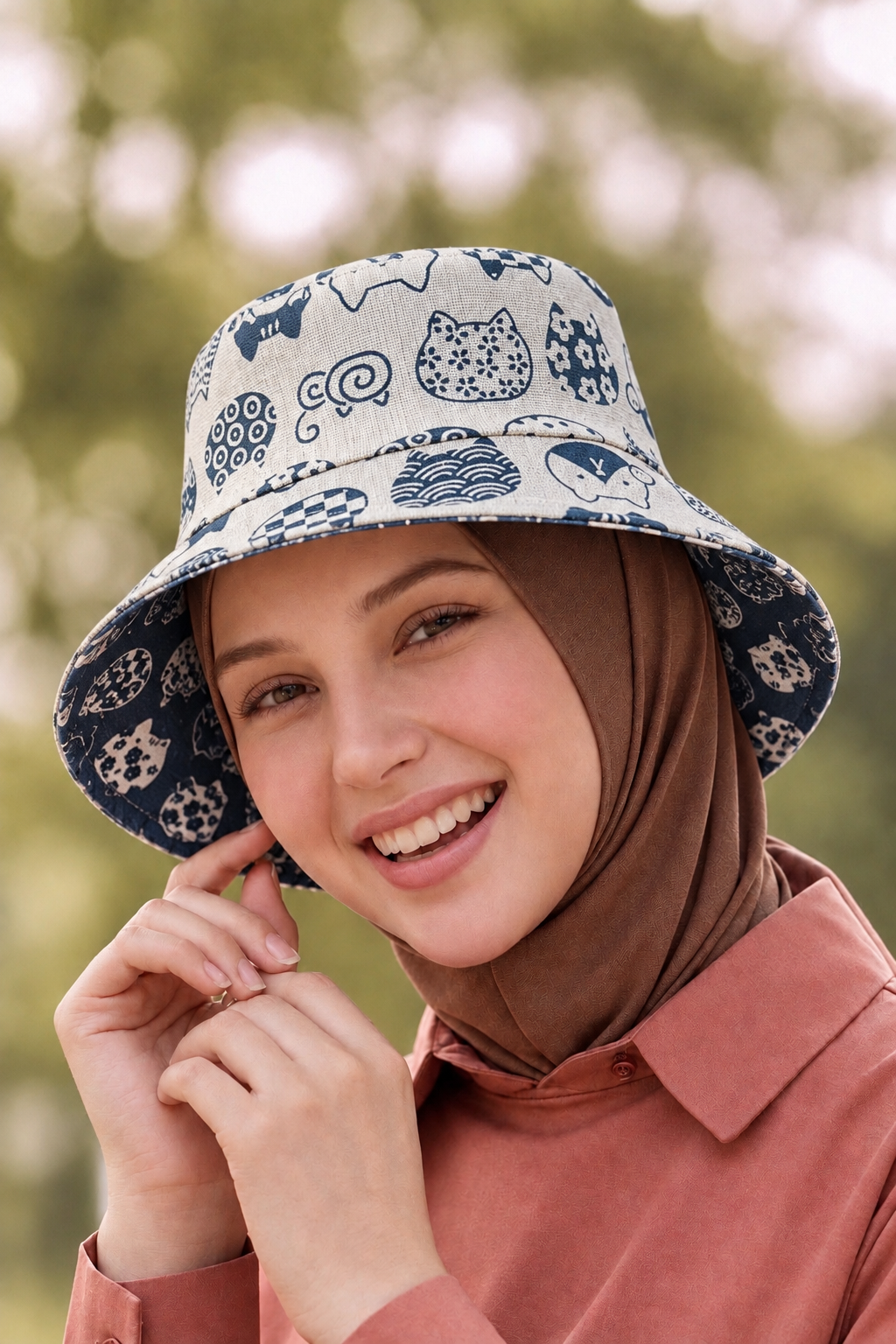 Purrfectly Odd - TopiTin Bucket Hat