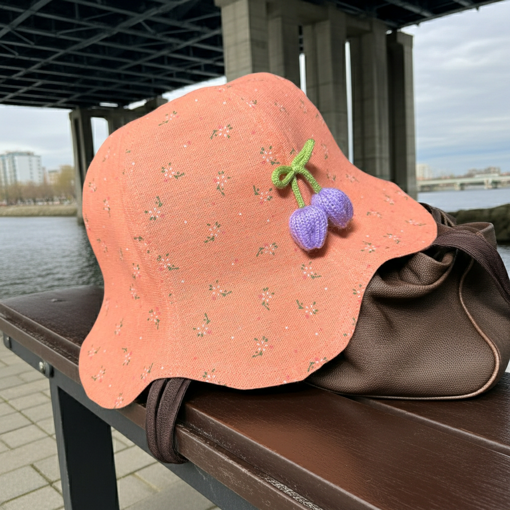 Flippy Blooms - TopiTin Tulip Hat
