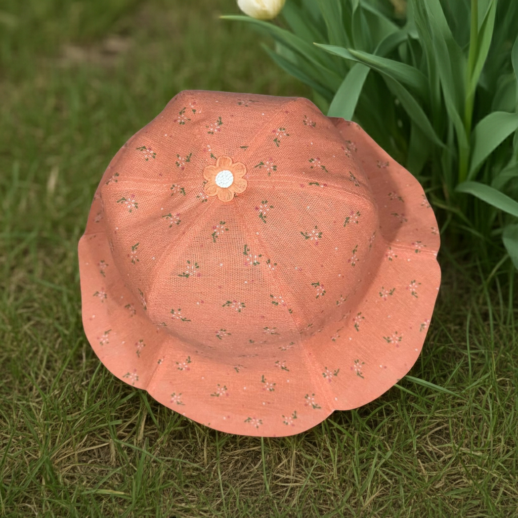 Flippy Blooms - TopiTin Tulip Hat