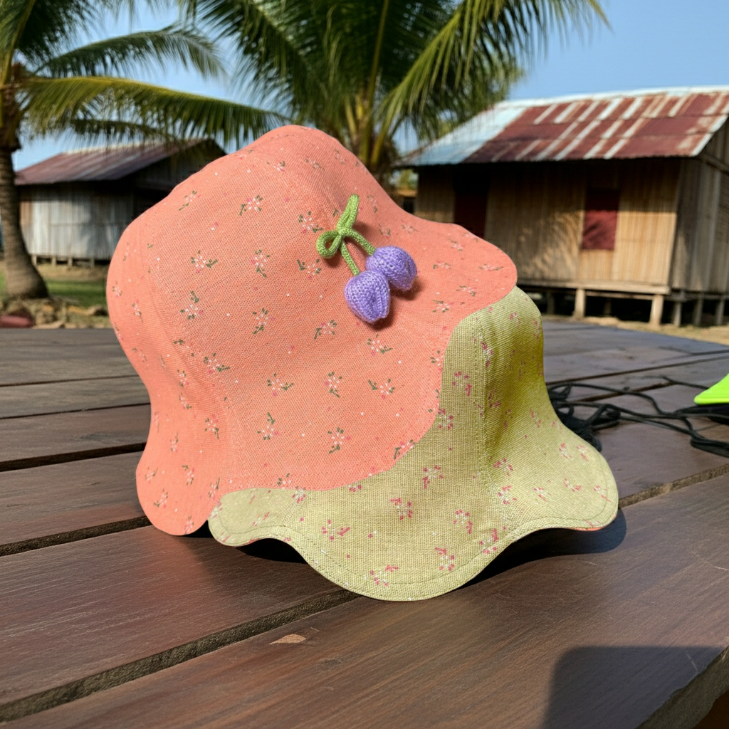 Flippy Blooms - TopiTin Tulip Hat